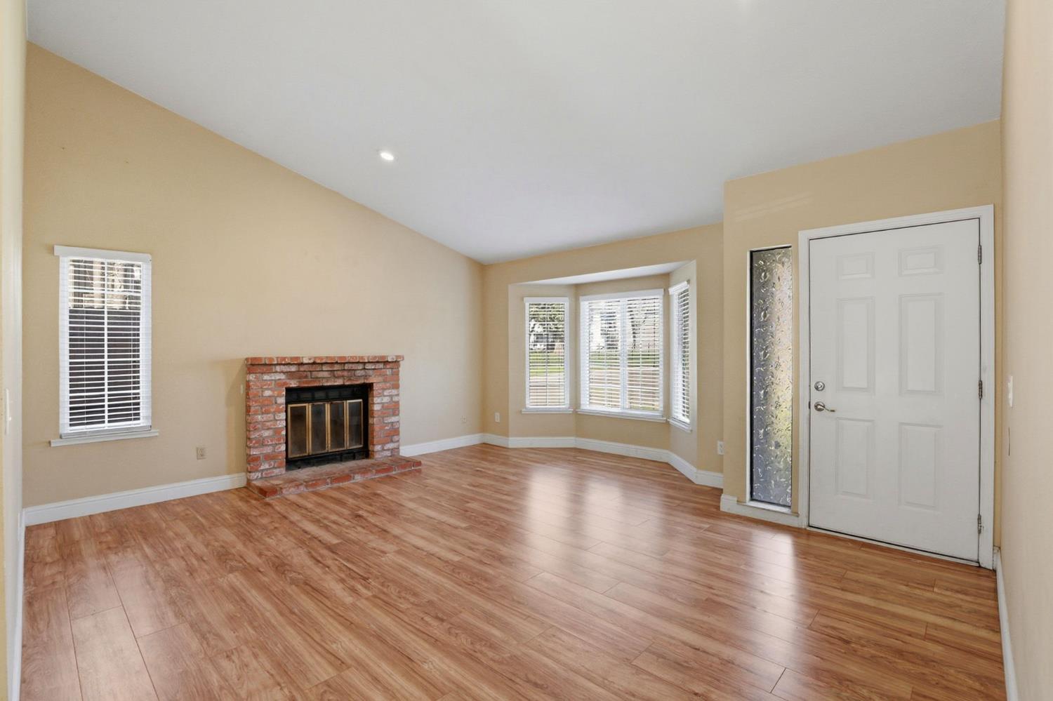 7433 Widener Way Sacramento, CA 95842 - Photo 3 of 33