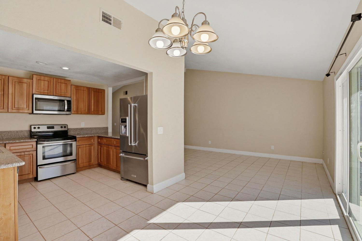 7433 Widener Way Sacramento, CA 95842 - Photo 9 of 33