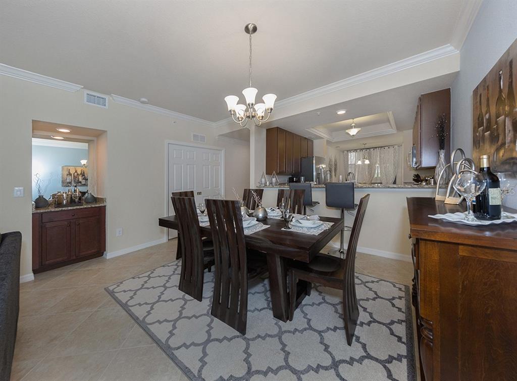 5528 Palmer Circle, Unit 105 Lakewood Ranch, FL 34211 - Photo 13 of 60