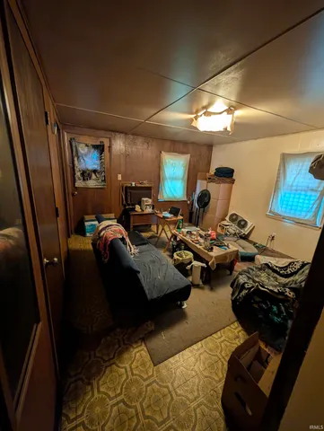 $185,000 | 6903 Highway 1, Spencerville, IN 46788