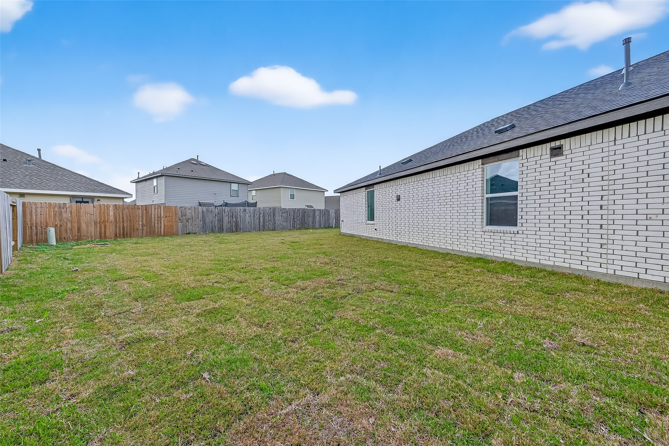 216 Amy Street Angleton, TX 77515 - Photo 37 of 41