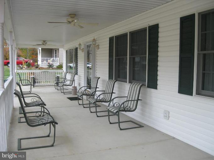 1016 Beach Road Essex, MD 21221 - Photo 2 of 23 Exterior #2