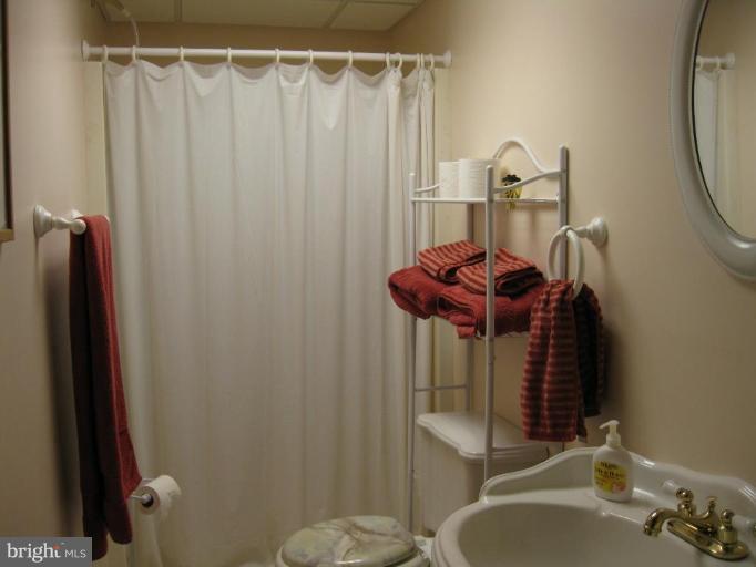 1016 Beach Road Essex, MD 21221 - Photo 8 of 23 Bath #3
