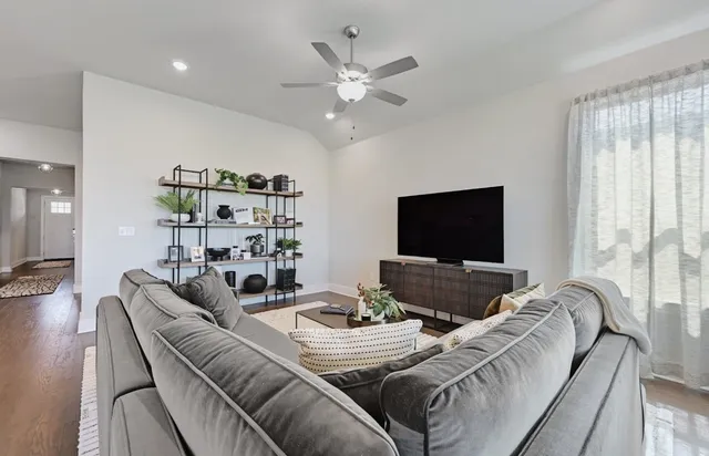 $3,000 | 8421 Thompson Teal Trail, Austin, TX 78744