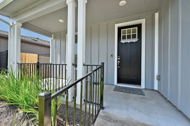 $3,000 | 8421 Thompson Teal Trail, Austin, TX 78744