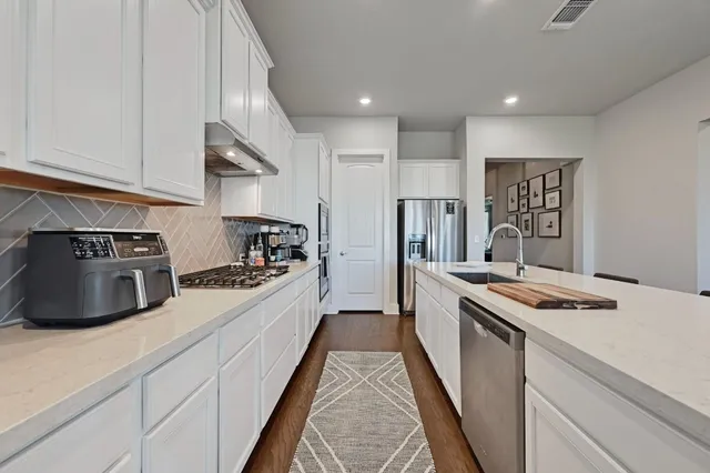 $3,000 | 8421 Thompson Teal Trail, Austin, TX 78744