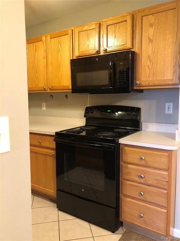 50558 Maurice Road Chesterfield, MI 48047 - Photo 11 of 34