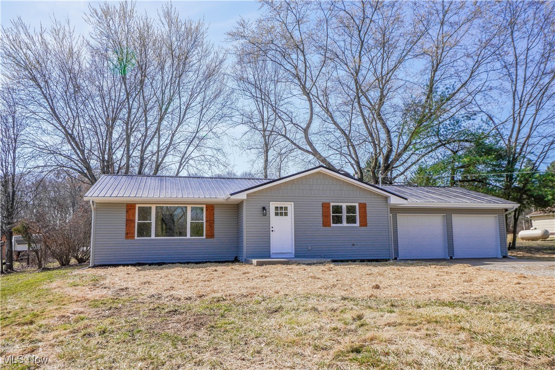 3032 Rohrer Road Wadsworth, OH 44281 - Photo 32 of 32 Welcome Home!