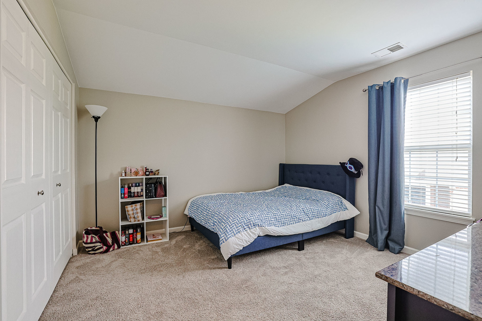 1404 Draper Road, Unit 242 McHenry, IL 60050 - Photo 14 of 20
