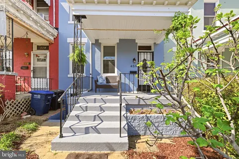 $835,000 | 459 Luray Place Northwest, Washington, DC 20010