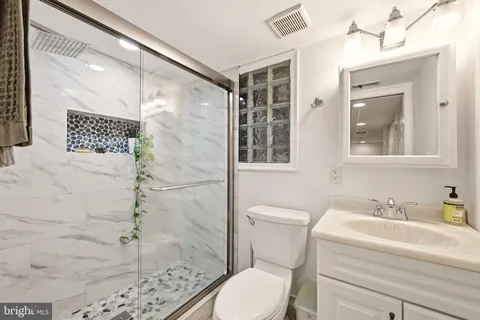 $835,000 | 459 Luray Place Northwest, Washington, DC 20010