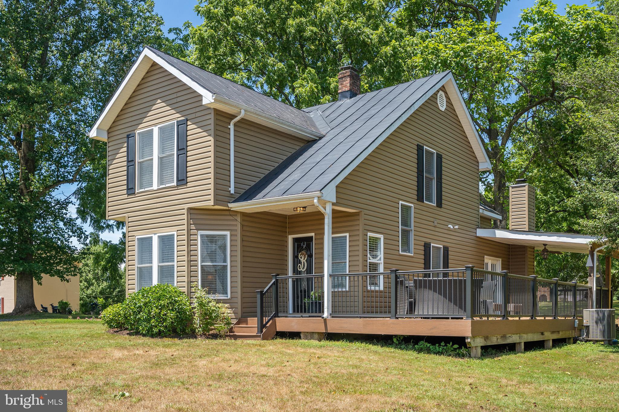5370 Germantown Road Midland, VA 22728 - Photo 2 of 41
