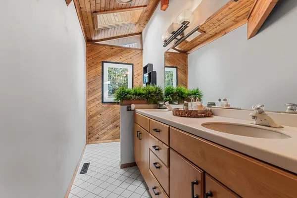 $2,999,999 | 12300 River Road, Plano, IL 60545