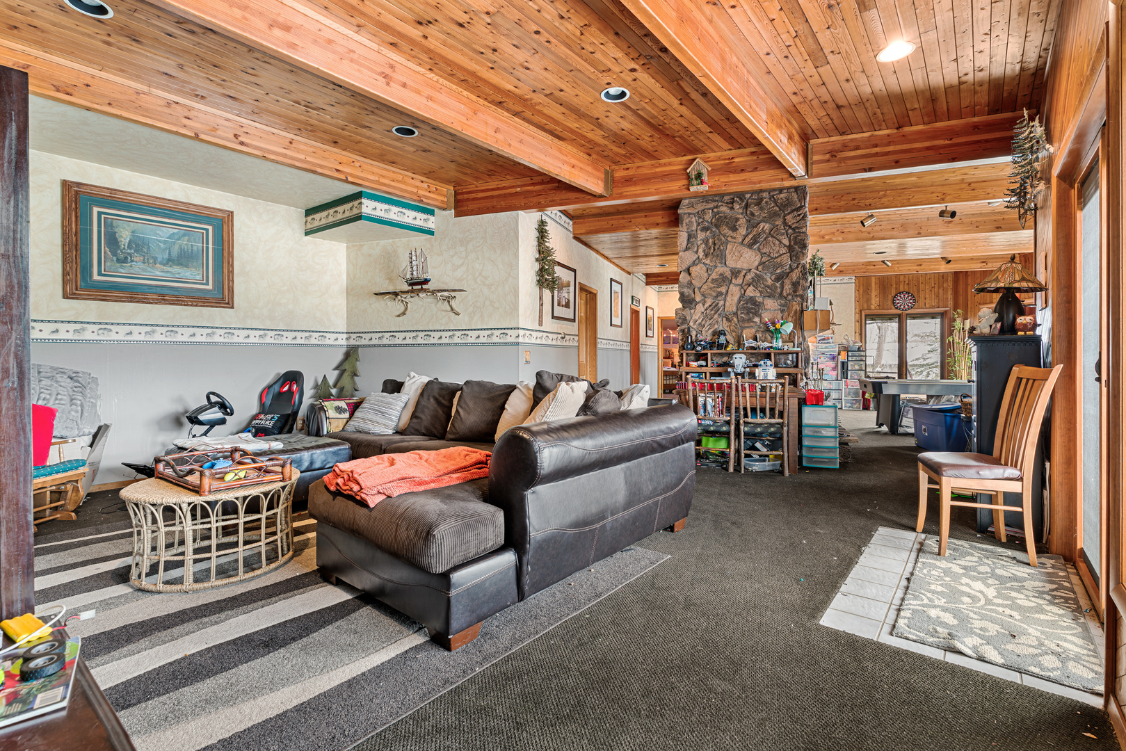 12300 River Road Plano, IL 60545 - Photo 14 of 25 a outdoor space with patio furniture and a potted plant