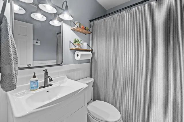 $285,000 | 10 Rita Avenue, Lewiston, ME 04240