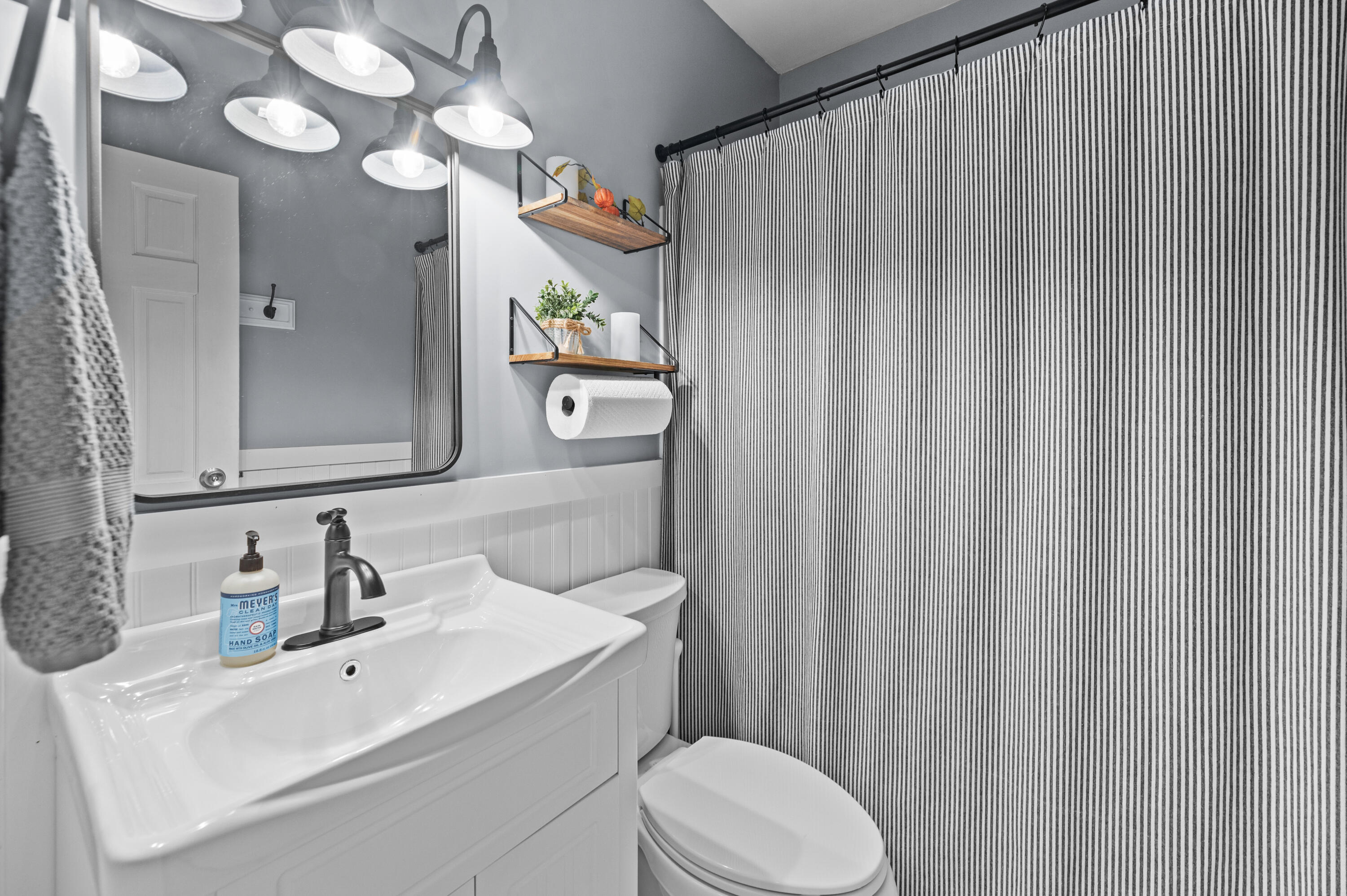 10 Rita Avenue Lewiston, ME 04240 - Photo 21 of 30 DSC_9842