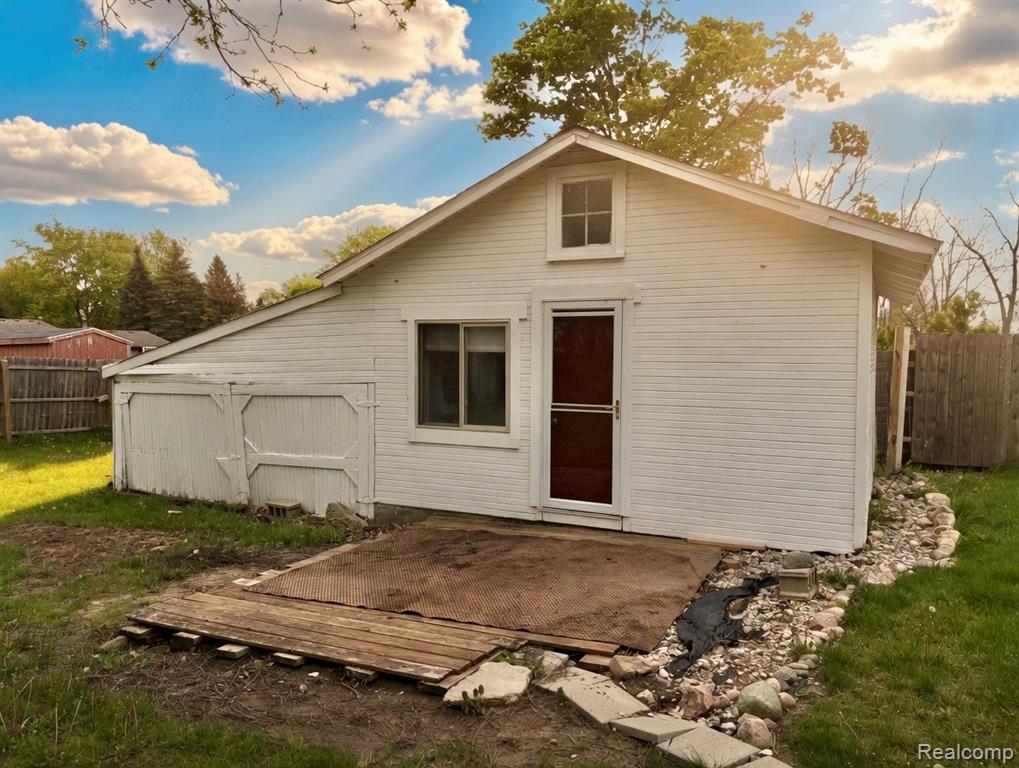 164 Myers Road Lapeer, MI 48446 - Photo 36 of 47 Gallery Image 36