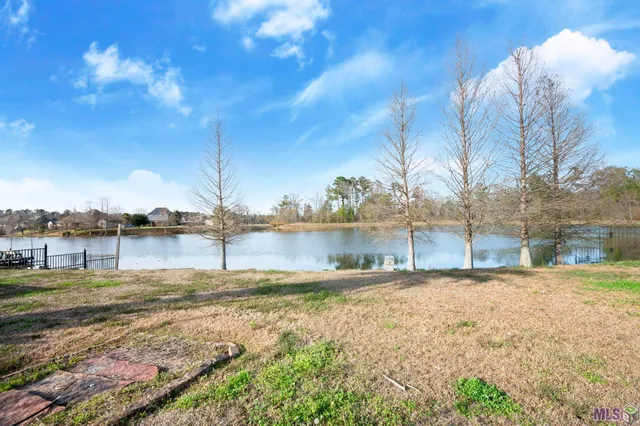 $450,000 | 13865 Parkway Drive, Denham Springs, LA 70726