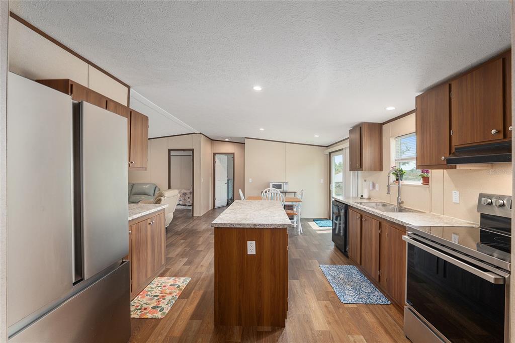 453 Old Hawthorne Road Hawthorne, FL 32640 - Photo 24 of 81