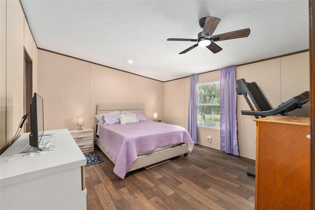 453 Old Hawthorne Road Hawthorne, FL 32640 - Photo 29 of 81