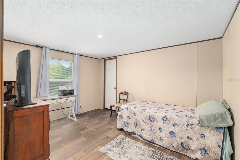 453 Old Hawthorne Road Hawthorne, FL 32640 - Photo 36 of 81