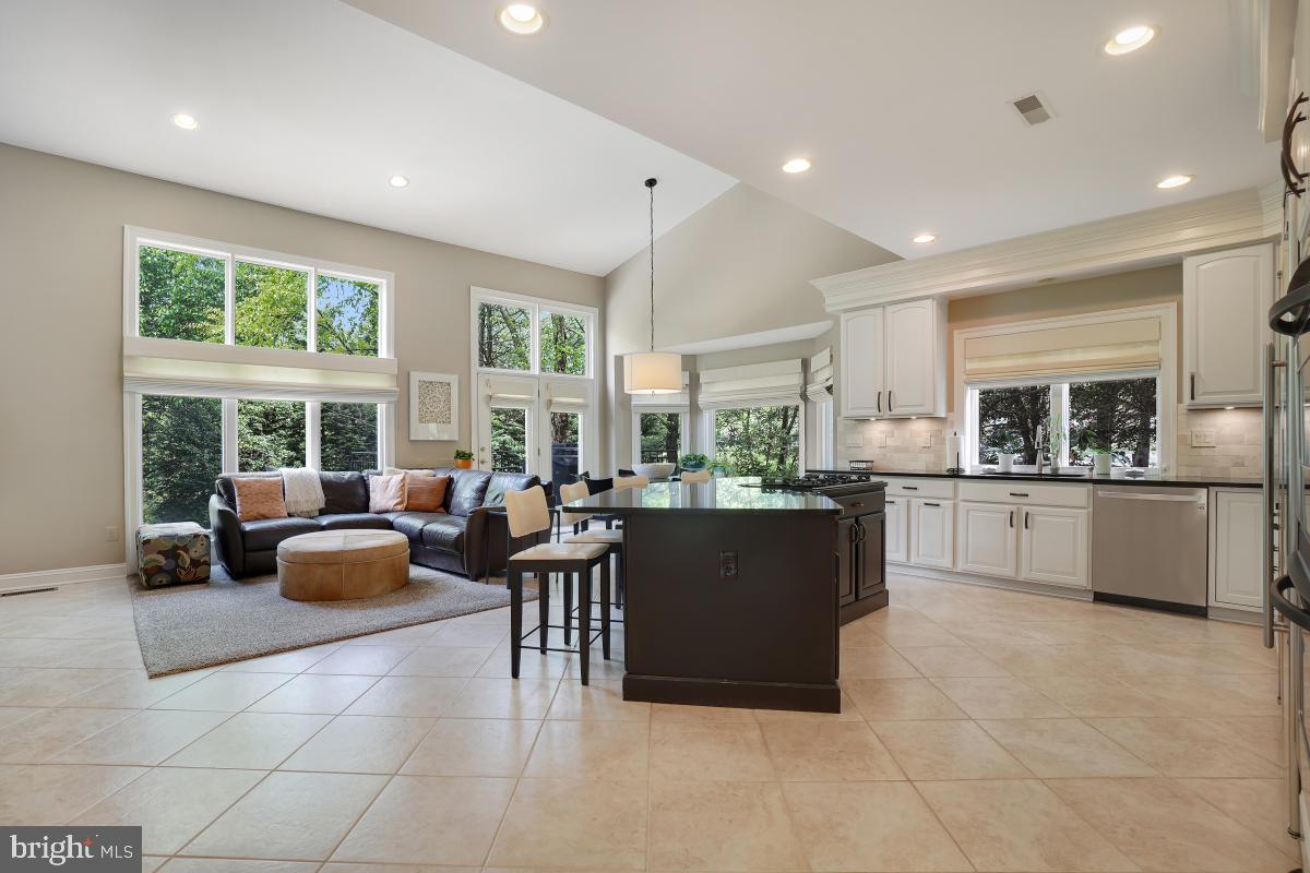 11316 Ridge Mist Terrace Potomac, MD 20854 - Photo 17 of 40