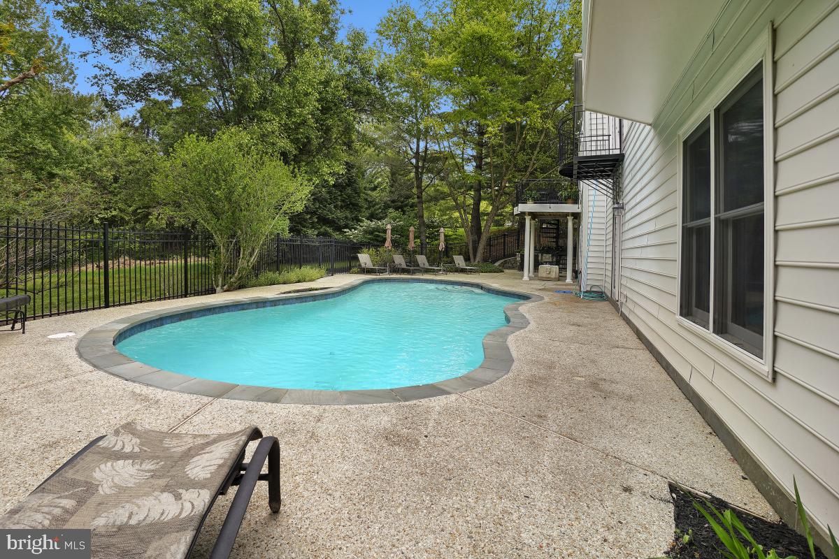 11316 Ridge Mist Terrace Potomac, MD 20854 - Photo 34 of 40