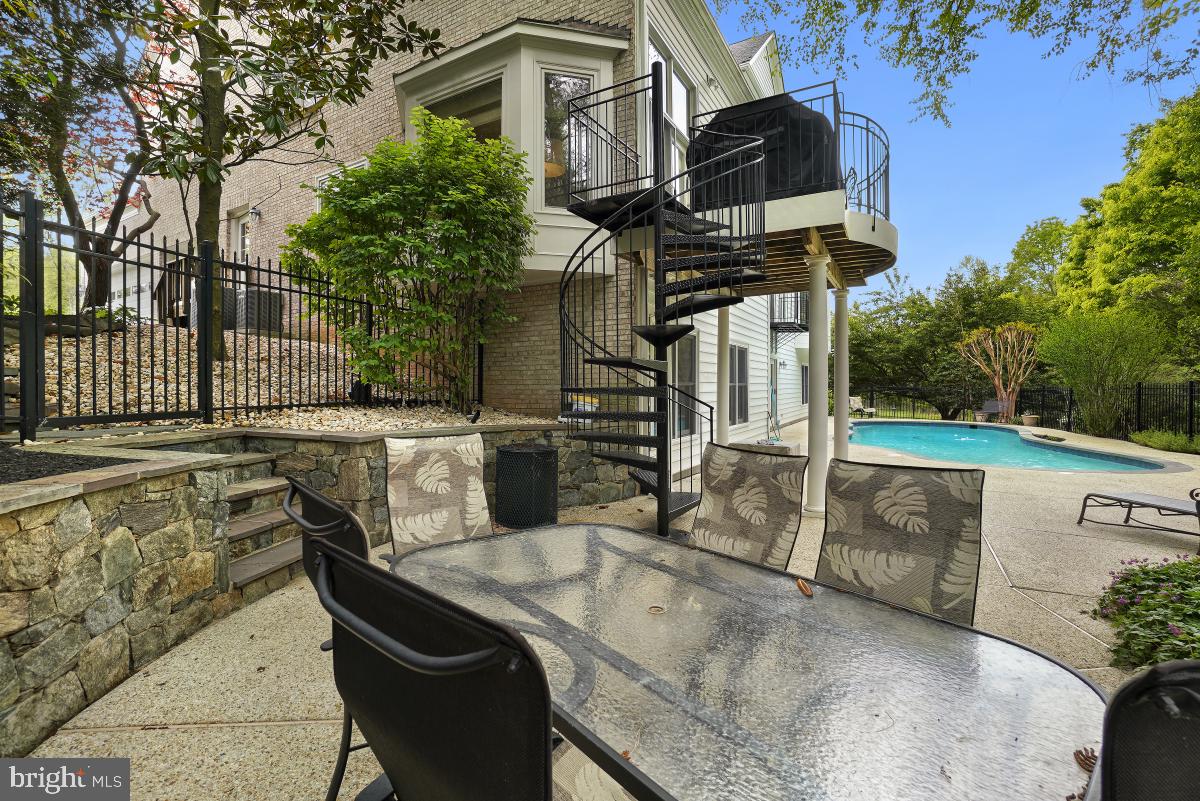 11316 Ridge Mist Terrace Potomac, MD 20854 - Photo 36 of 40