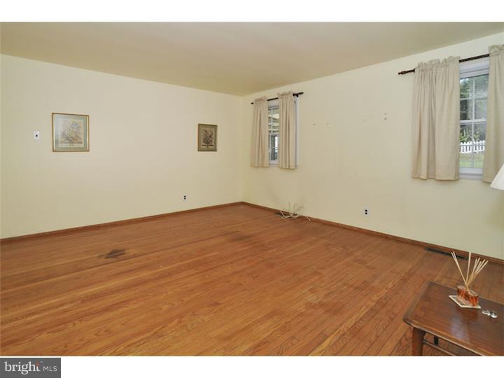 2084 Valley Road Jenkintown, PA 19046 - Photo 14 of 21 Bathroom