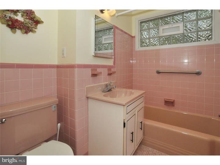2084 Valley Road Jenkintown, PA 19046 - Photo 15 of 21 Bathroom