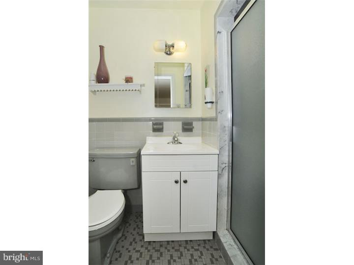 2084 Valley Road Jenkintown, PA 19046 - Photo 16 of 21 Bathroom