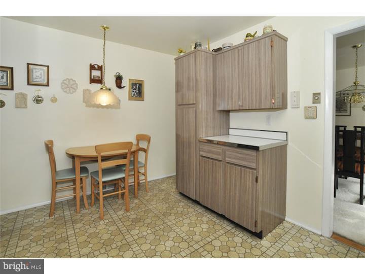 2084 Valley Road Jenkintown, PA 19046 - Photo 9 of 21 Kitchen