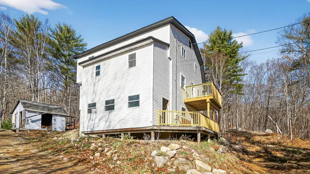 $425,000 | 31 New Dawn Road, Oxford, ME 04270