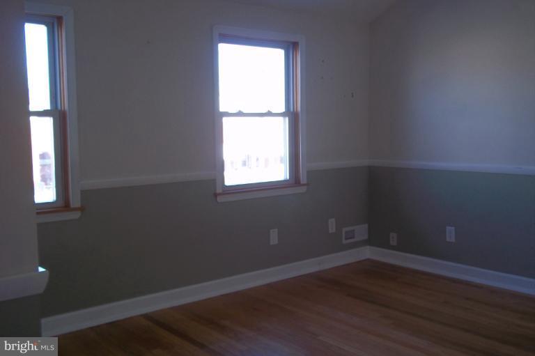731 Middlesex Road Essex, MD 21221 - Photo 3 of 13 Bedroom (Master)