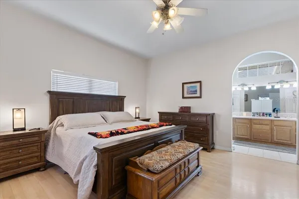 a view of a big room with furniture