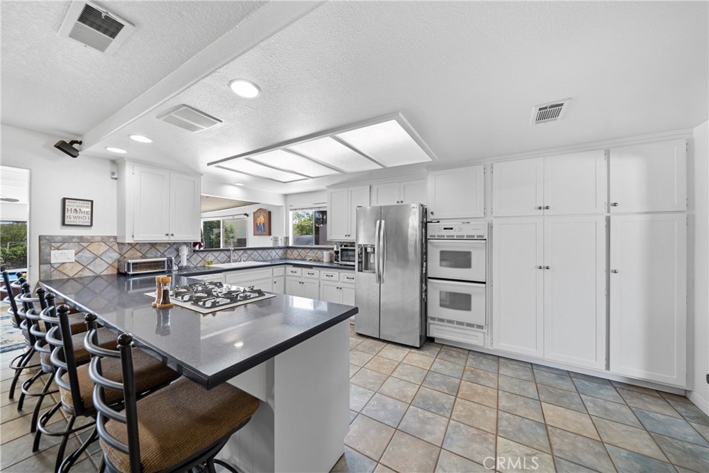 18915 Doving Lane Riverside, CA 92508 - Photo 12 of 59