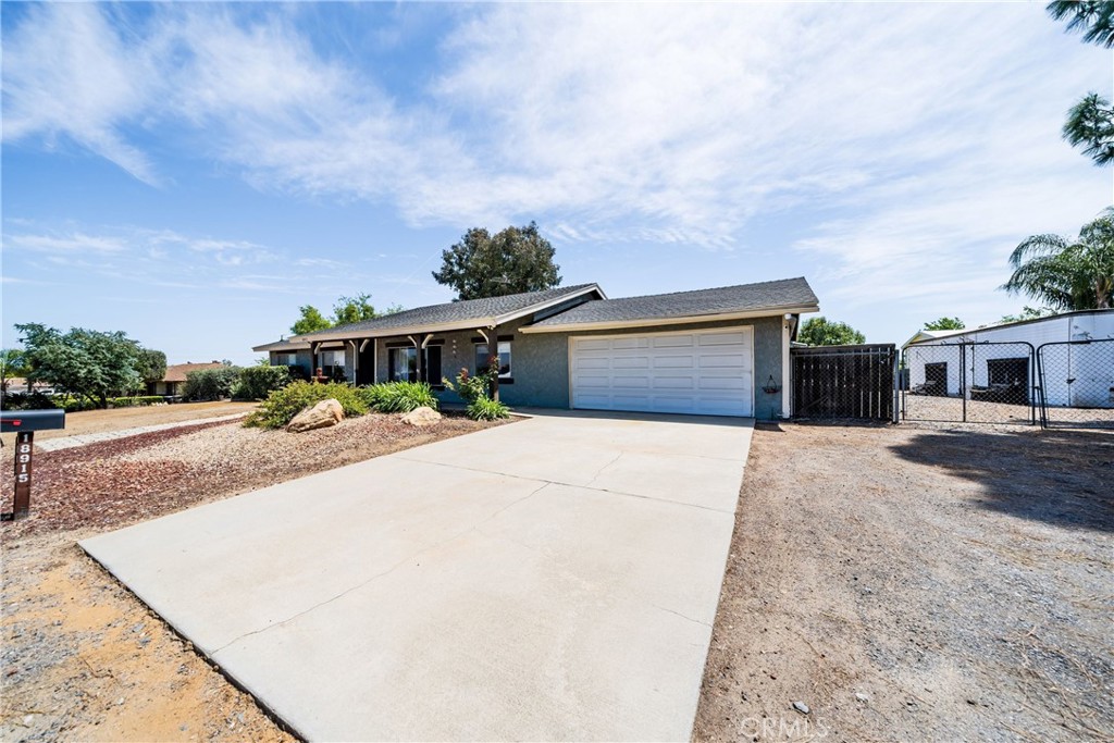 18915 Doving Lane Riverside, CA 92508 - Photo 3 of 59