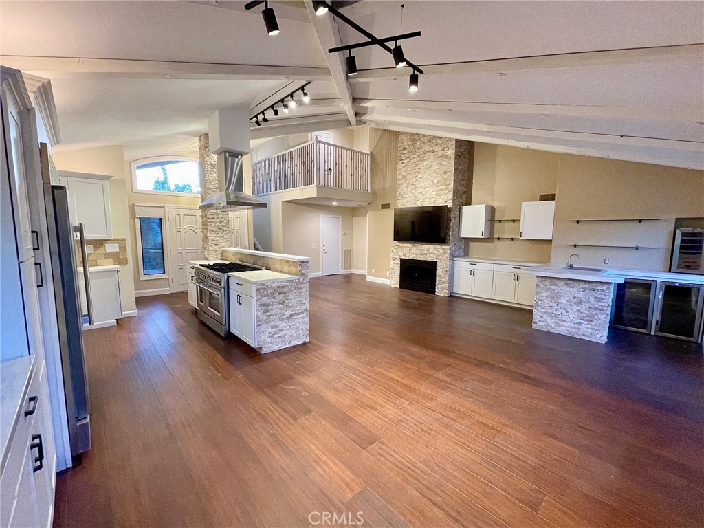 38194 Oaktree Loop Murrieta, CA 92562 - Photo 4 of 12