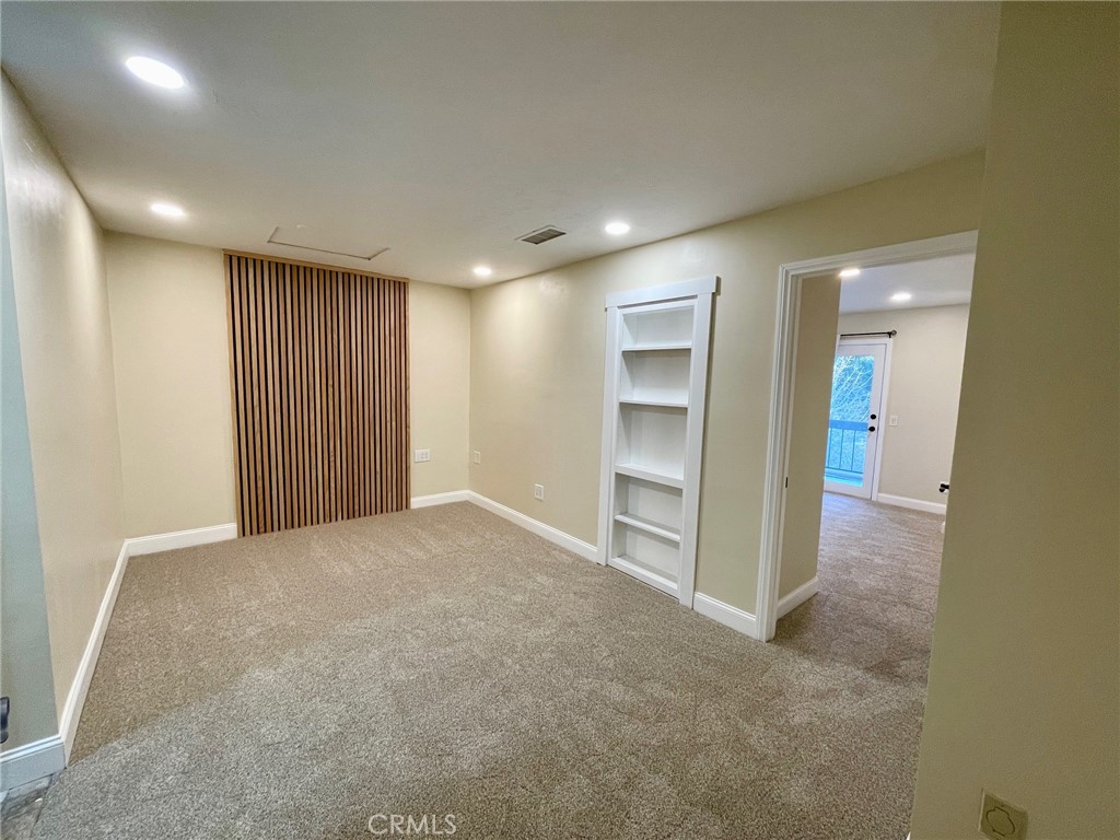 38194 Oaktree Loop Murrieta, CA 92562 - Photo 7 of 12