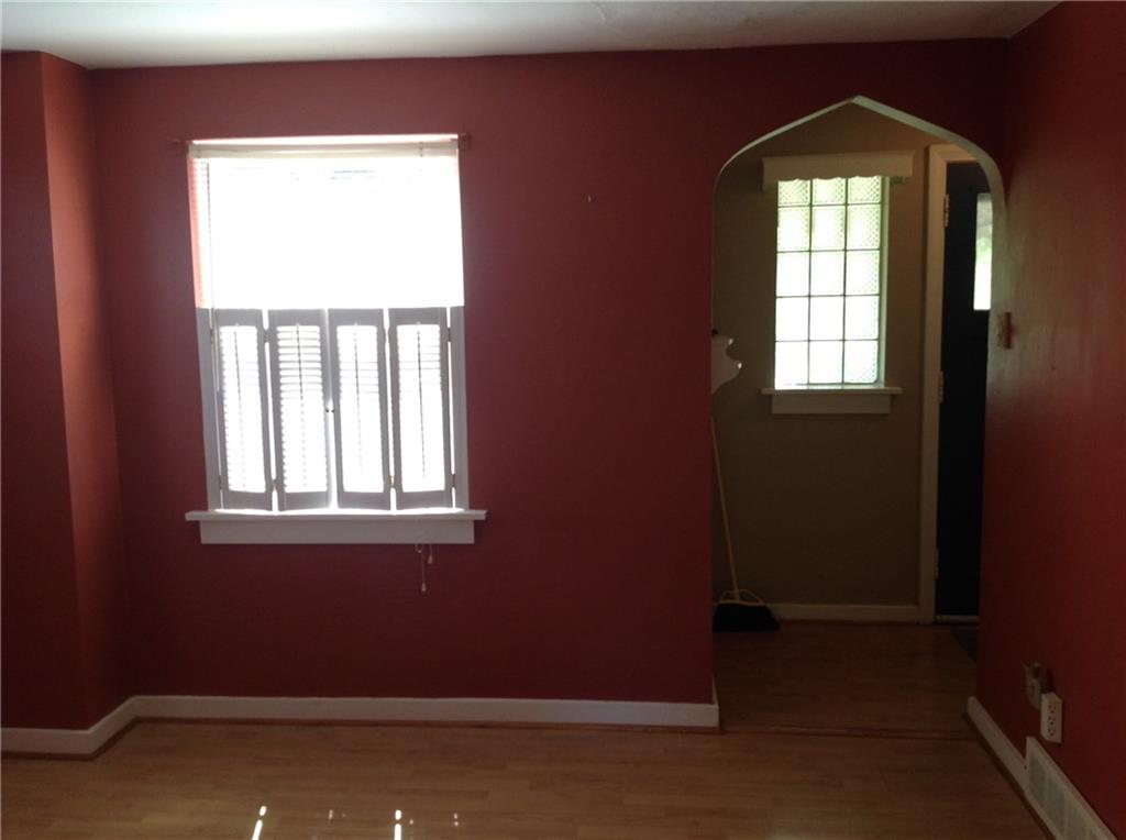 928 Braddock Road Pittsburgh, PA 15221 - Photo 10 of 24 Dining room.
