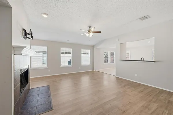 $2,200 | 1665 Crown Point Drive, Little Elm, TX 75036