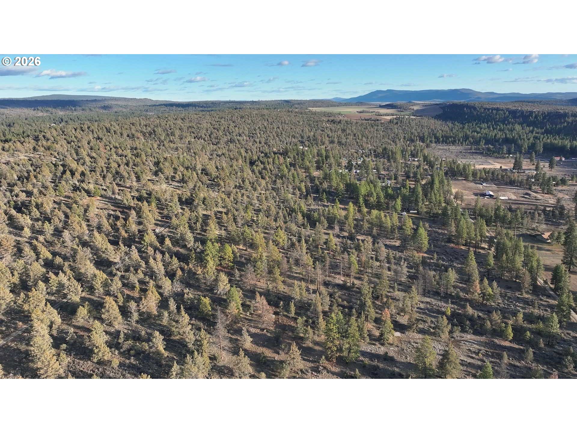 Canvasback Drive, Unit 36 Bonanza, OR 97623 - Photo 45 of 47 a bathroom with a sink and a vanity
