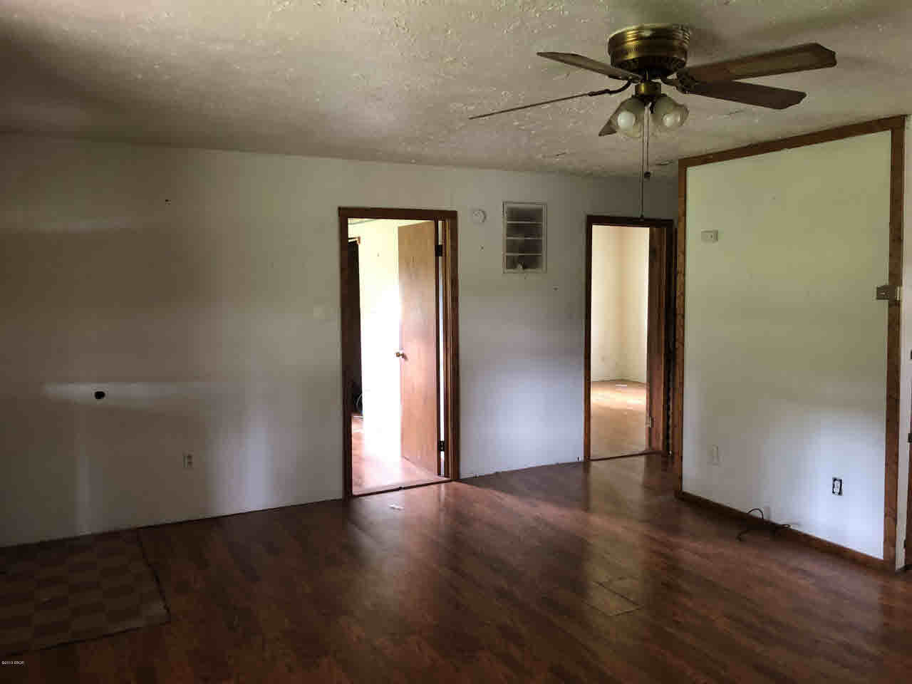 2279 South Thompsonville Road Thompsonville, IL 62890 - Photo 5 of 12