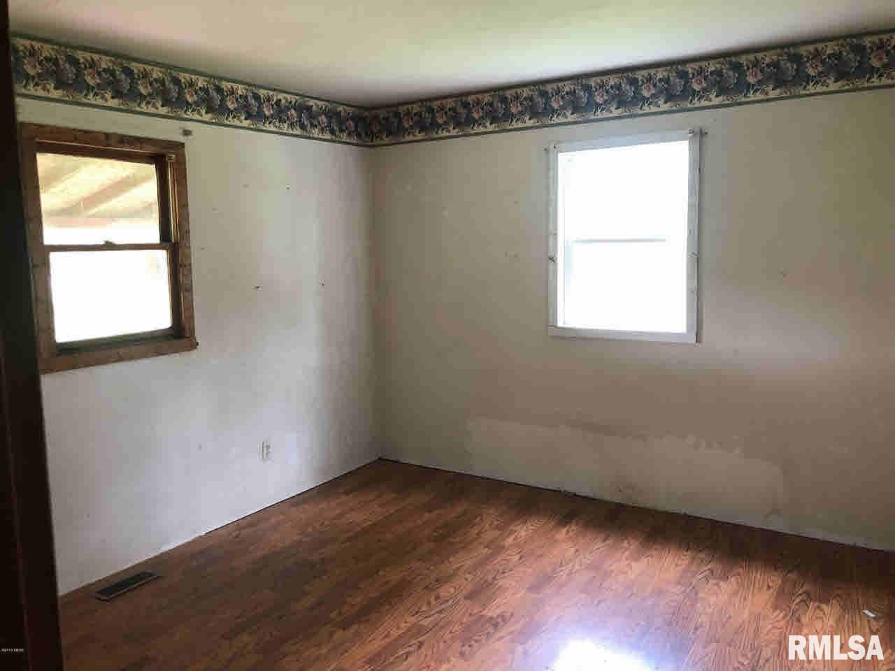2279 South Thompsonville Road Thompsonville, IL 62890 - Photo 7 of 12
