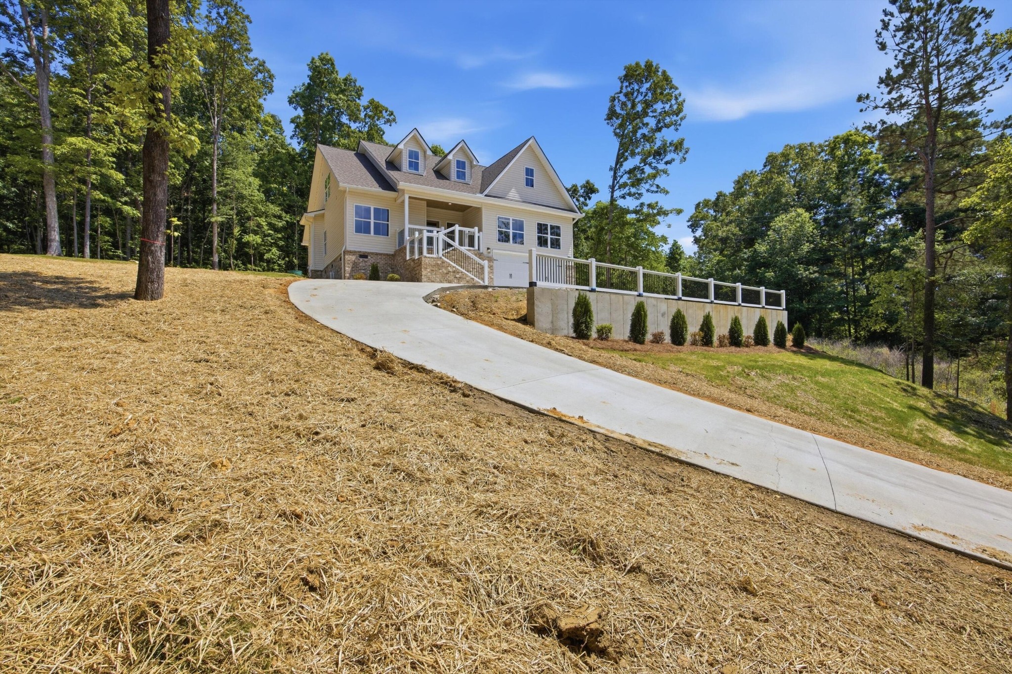 212 Hollow Road Northeast Cleveland, TN 37323 - Photo 3 of 55