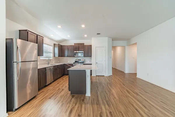 $2,050 | 322 Arnage Drive, Hutto, TX 78634