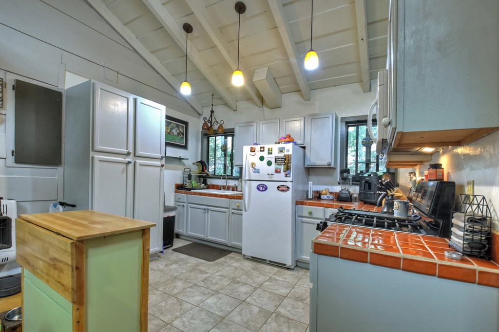 50 Skeenah Trail Blue Ridge, GA 30513 - Photo 7 of 26