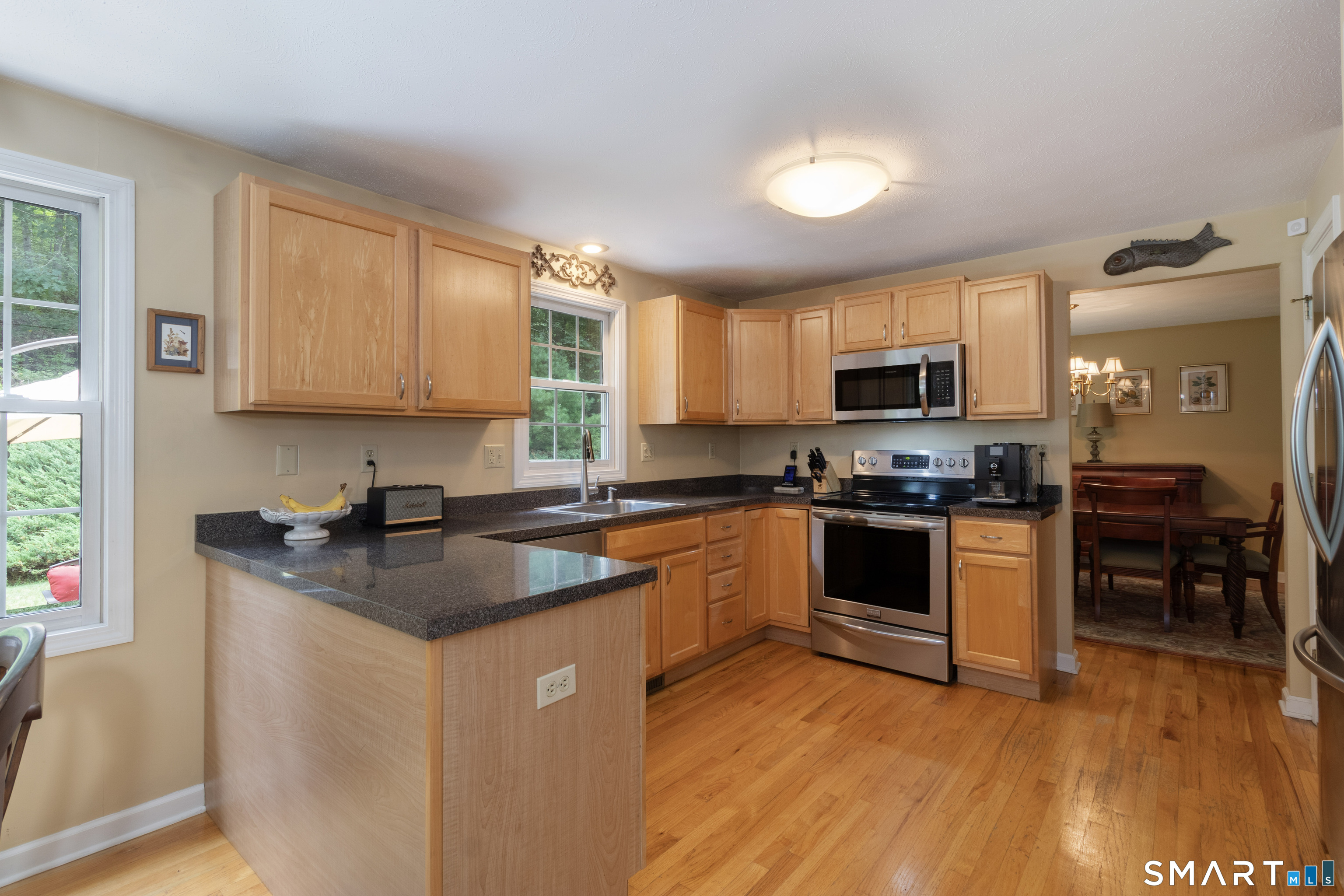 450 County Road Madison, CT 06443 - Photo 11 of 34 Gallery Image 11