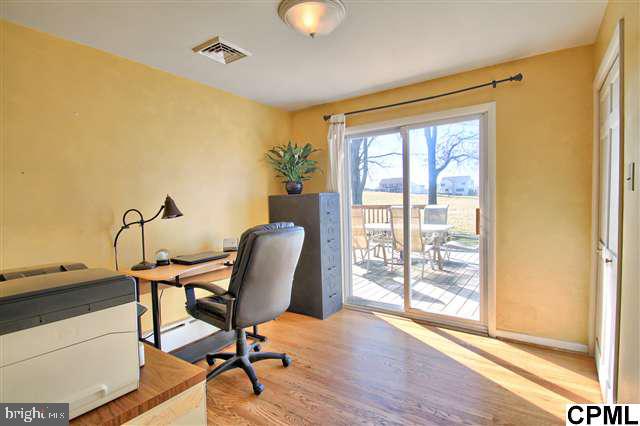 112 Deaven Road Harrisburg, PA 17112 - Photo 9 of 15 Gallery Image 9