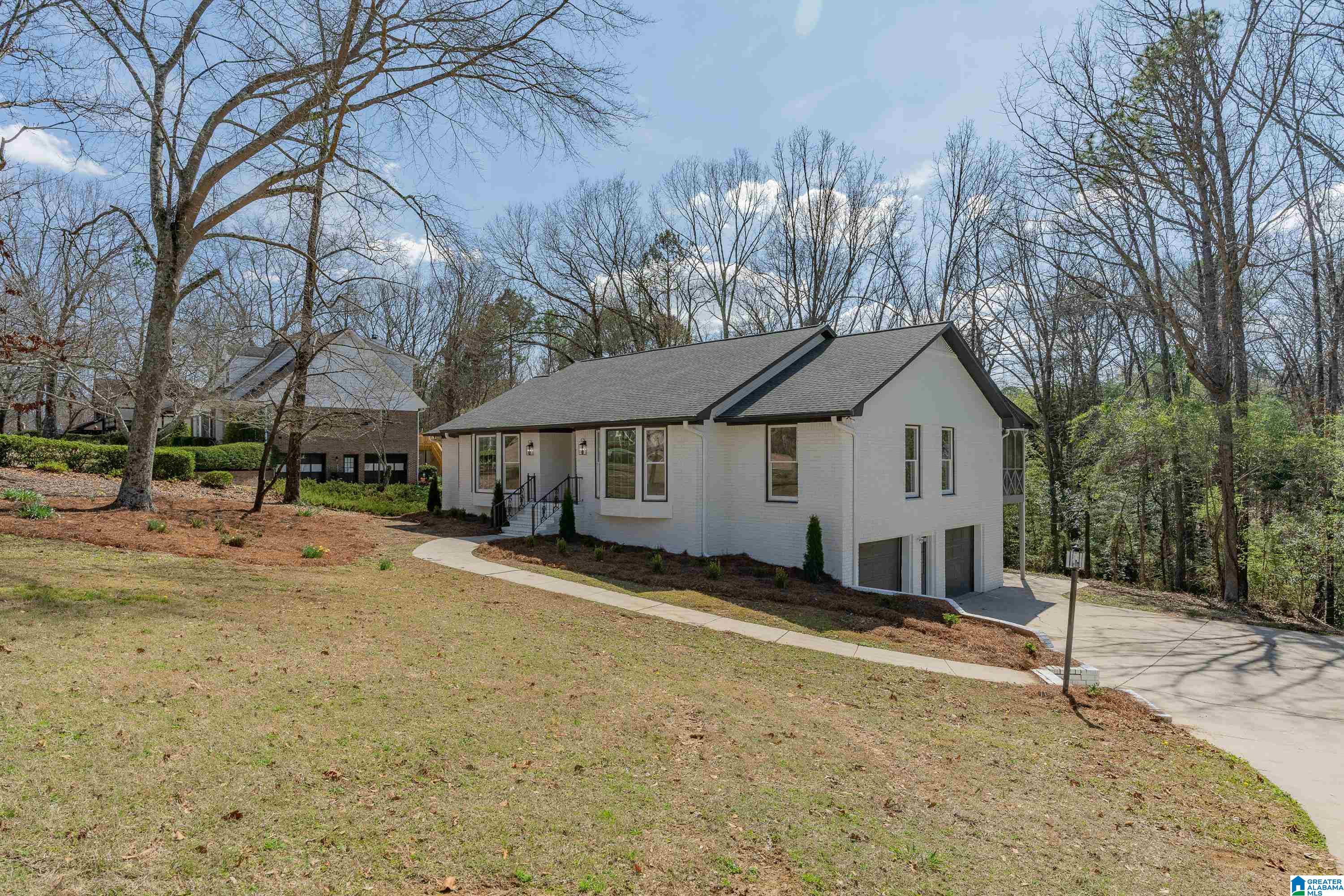 5038 Stratford Road Birmingham, AL 35242 - Photo 2 of 36